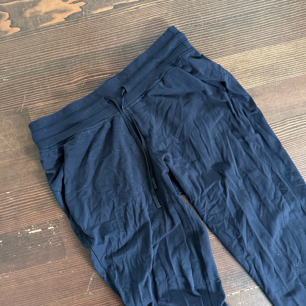 Women’s lulu lemon joggers